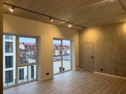 Приміщення з дизайнерським затишним ремонтом! фото 3 Приміщення з дизайнерським затишним ремонтом! фото 3