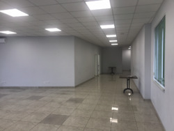 Довгострокова оренда офісного приміщення 240 м² на Оболонській набережній, Гольф-центр, 3-й поверх фото 12 Довгострокова оренда офісного приміщення 240 м² на Оболонській набережній, Гольф-центр, 3-й поверх фото 12