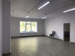 Довгострокова оренда нового двоповерхового комплексу 5000 кв.м. на Оболонській Набережній з видом на Дніпро та парк 'Наталка' фото 25 Довгострокова оренда нового двоповерхового комплексу 5000 кв.м. на Оболонській Набережній з видом на Дніпро та парк 'Наталка' фото 25