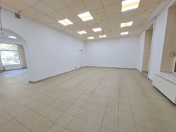 Оренда фасадного приміщення на бульв.Д.Галицького. фото 6 Оренда фасадного приміщення на бульв.Д.Галицького. фото 6