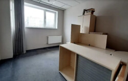 Здається комерційне приміщення на майд. Перемоги, площа 352 кв.м фото 7 Здається комерційне приміщення на майд. Перемоги, площа 352 кв.м фото 7