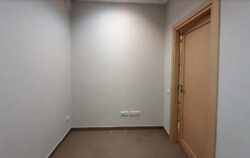 Здається комерційне приміщення на майд. Перемоги, площа 352 кв.м фото 9 Здається комерційне приміщення на майд. Перемоги, площа 352 кв.м фото 9