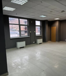 Здається комерційне приміщення на вул. Торговиця 15А, площа 173 кв.м фото 7 Здається комерційне приміщення на вул. Торговиця 15А, площа 173 кв.м фото 7