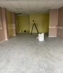 Здається комерційне приміщення на просп. Бандери Степана, площа 68 кв.м фото 1 Здається комерційне приміщення на просп. Бандери Степана, площа 68 кв.м фото 1