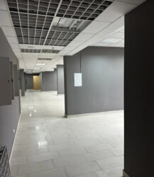 Здається комерційне приміщення на вул. Торговиця 15А, площа 173 кв.м фото 1 Здається комерційне приміщення на вул. Торговиця 15А, площа 173 кв.м фото 1