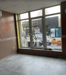 Здається комерційне приміщення на просп. Бандери Степана, площа 68 кв.м фото 2 Здається комерційне приміщення на просп. Бандери Степана, площа 68 кв.м фото 2