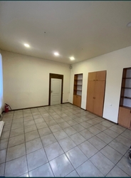 Сдаётся коммерческое помещение в центре фото 8 Сдаётся коммерческое помещение в центре фото 8