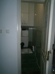 Здається торгове приміщення біля центрального ринку, 40 кв.м. Прохідне місце фото 12 Здається торгове приміщення біля центрального ринку, 40 кв.м. Прохідне місце фото 12