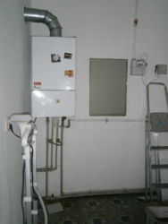 Здається торгове приміщення біля центрального ринку, 40 кв.м. Прохідне місце фото 6 Здається торгове приміщення біля центрального ринку, 40 кв.м. Прохідне місце фото 6