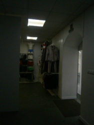 Здається торгове приміщення біля центрального ринку, 40 кв.м. Прохідне місце фото 9 Здається торгове приміщення біля центрального ринку, 40 кв.м. Прохідне місце фото 9