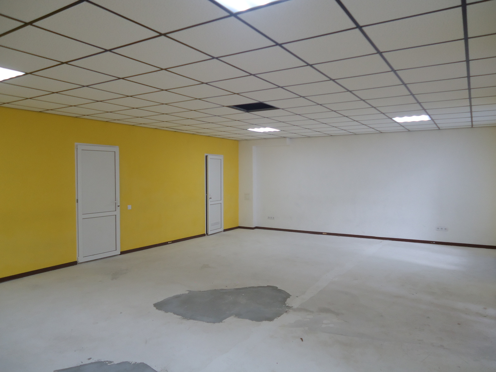 Здається комерційне приміщення, 80 м2, район 'Слов'янка' фото 1 Здається комерційне приміщення, 80 м2, район 'Слов'янка' фото 1