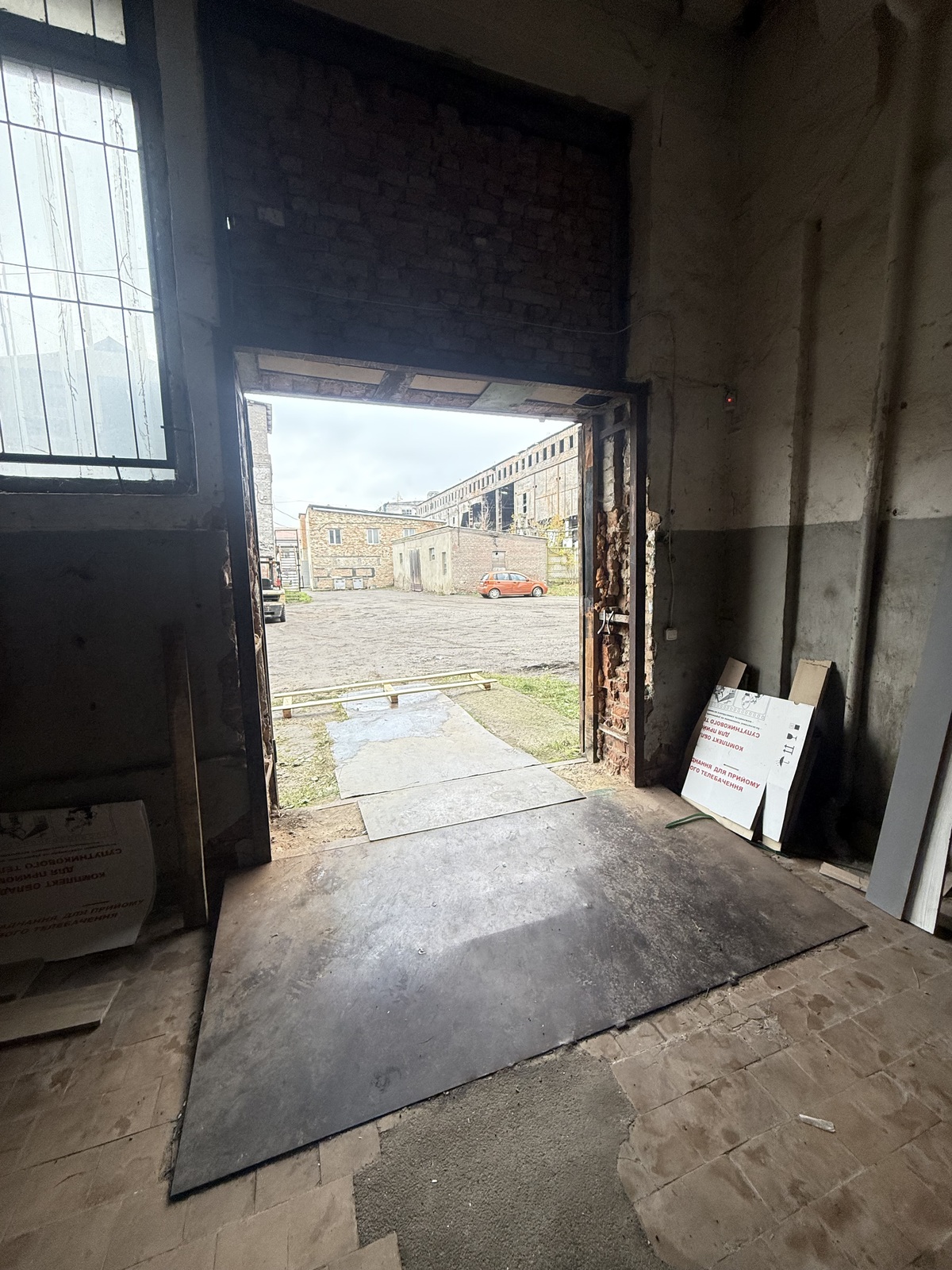 Здається виробниче приміщення в пром зоні, 309 кв.м. Замостянський район. фото 1 Здається виробниче приміщення в пром зоні, 309 кв.м. Замостянський район. фото 1