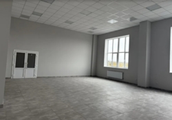 Просторе комерційне приміщення фото 8 Просторе комерційне приміщення фото 8