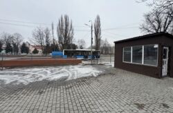 ������� ���������� ��������� �� ���. ������������� 15 ��.�., �������� ������ ����� 700 ��.� ���� 3