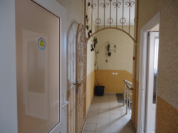 Здається 2-х поверхове приміщення. Ленінський район. Ремонт, комунікації, окремий вхід фото 3 Здається 2-х поверхове приміщення. Ленінський район. Ремонт, комунікації, окремий вхід фото 3