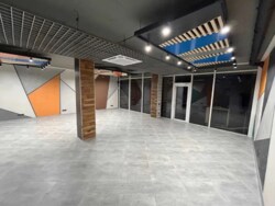 Здається комерційне приміщення вільного призначення у Старому місті. фото 5 Здається комерційне приміщення вільного призначення у Старому місті. фото 5