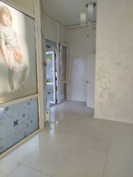 Здається комерційне приміщення на вул. Князів Коріатовичів, 15 кв.м. Фасадне, окремий вхід фото 9 Здається комерційне приміщення на вул. Князів Коріатовичів, 15 кв.м. Фасадне, окремий вхід фото 9