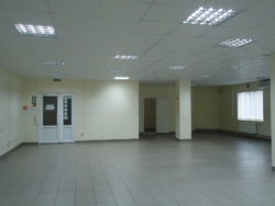 Здається комерційне приміщення вільного призначення в районі 'Урожай', загальною площею 196 м2 фото 17 Здається комерційне приміщення вільного призначення в районі 'Урожай', загальною площею 196 м2 фото 17