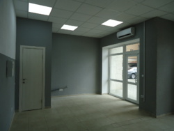 Здається приміщення в ЖК Династія (дальнє замостя) вільного призначення. 30кв.м. фото 1 Здається приміщення в ЖК Династія (дальнє замостя) вільного призначення. 30кв.м. фото 1