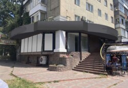 Здається приміщення 130 кв.м. з ремонтом. Перша лінія. Окремий вхід. Р-н Вишенька фото 13 Здається приміщення 130 кв.м. з ремонтом. Перша лінія. Окремий вхід. Р-н Вишенька фото 13