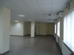 Здається комерційне приміщення вільного призначення в районі 'Урожай', загальною площею 196 м2 фото 2 Здається комерційне приміщення вільного призначення в районі 'Урожай', загальною площею 196 м2 фото 2