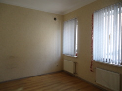 Здається 2-х поверхове приміщення. Ленінський район. Ремонт, комунікації, окремий вхід фото 6 Здається 2-х поверхове приміщення. Ленінський район. Ремонт, комунікації, окремий вхід фото 6