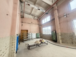 ������ ���������-����������� ��������� 1000 �² � �������� 50 ����� ���� 12