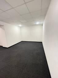 Оренда офісного приміщення на вул. Владислава Городецького, 90 кв.м. фото 9 Оренда офісного приміщення на вул. Владислава Городецького, 90 кв.м. фото 9