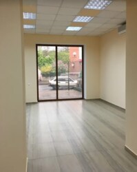 Здається комерційне приміщення в центрі .Ремонт, 81 кв.м. фото 2 Здається комерційне приміщення в центрі .Ремонт, 81 кв.м. фото 2