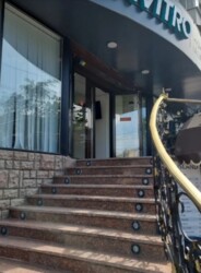 Здається приміщення 130 кв.м. з ремонтом. Перша лінія. Окремий вхід. Р-н Вишенька фото 4 Здається приміщення 130 кв.м. з ремонтом. Перша лінія. Окремий вхід. Р-н Вишенька фото 4