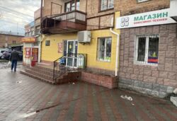 Здається комерційне приміщення на вул. Пирогова, прохідне фасадне, окремий вхід. фото 2 Здається комерційне приміщення на вул. Пирогова, прохідне фасадне, окремий вхід. фото 2