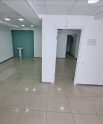 Здається приміщення 130 кв.м. з ремонтом. Перша лінія. Окремий вхід. Р-н Вишенька фото 5 Здається приміщення 130 кв.м. з ремонтом. Перша лінія. Окремий вхід. Р-н Вишенька фото 5