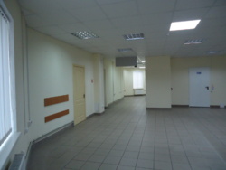 Здається комерційне приміщення вільного призначення в районі 'Урожай', загальною площею 196 м2 фото 1 Здається комерційне приміщення вільного призначення в районі 'Урожай', загальною площею 196 м2 фото 1