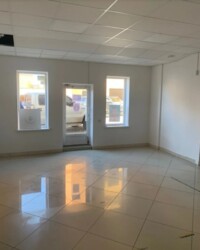 Здається торгова площа в замостянському районі. 150кв.м. фото 3 Здається торгова площа в замостянському районі. 150кв.м. фото 3