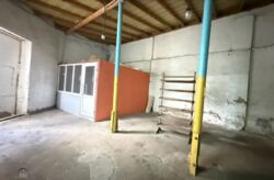 Здається комерційне приміщення на вул. Нансена, склад або виробництво фото 1 Здається комерційне приміщення на вул. Нансена, склад або виробництво фото 1