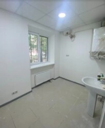 Здається приміщення 130 кв.м. з ремонтом. Перша лінія. Окремий вхід. Р-н Вишенька фото 6 Здається приміщення 130 кв.м. з ремонтом. Перша лінія. Окремий вхід. Р-н Вишенька фото 6