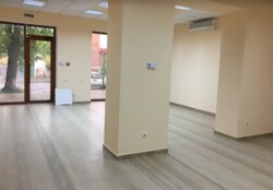 Здається комерційне приміщення в центрі .Ремонт, 81 кв.м. фото 3 Здається комерційне приміщення в центрі .Ремонт, 81 кв.м. фото 3