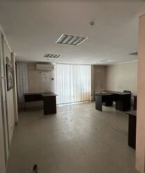 Оренда офісного приміщення на вул. Гоголя, окремий вхід, фасад фото 7 Оренда офісного приміщення на вул. Гоголя, окремий вхід, фасад фото 7