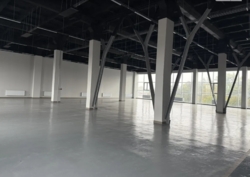 Просторе комерційне приміщення фото 9 Просторе комерційне приміщення фото 9