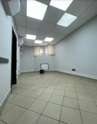 Здається комерційне приміщення, 71 кв.м. Р-н Поділля. Ремонт фото 2 Здається комерційне приміщення, 71 кв.м. Р-н Поділля. Ремонт фото 2