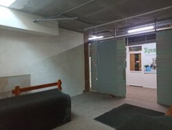 Здається комерційне приміщення в ТРЦ найпопулярнішого району. 28.8. кв.м. фото 3 Здається комерційне приміщення в ТРЦ найпопулярнішого району. 28.8. кв.м. фото 3