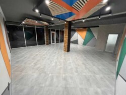 Здається комерційне приміщення вільного призначення у Старому місті. фото 3 Здається комерційне приміщення вільного призначення у Старому місті. фото 3