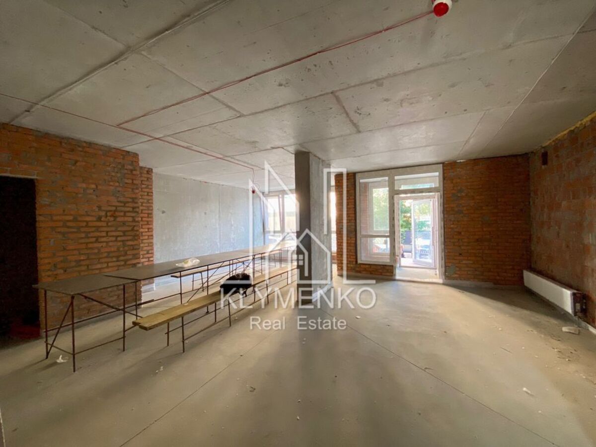   20 '  West House  1