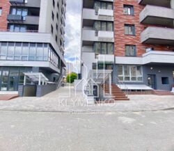   20 '  West House  12