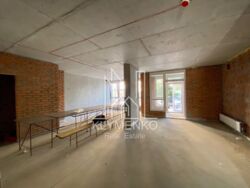   20 '  West House  1