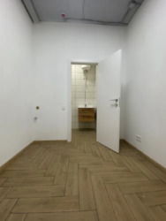 ' ,   7