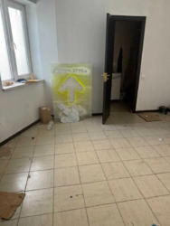  ' ,   8