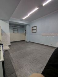  ' ,   8