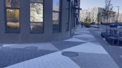  ' ,   2