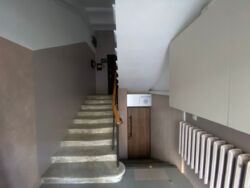  ' ,   6